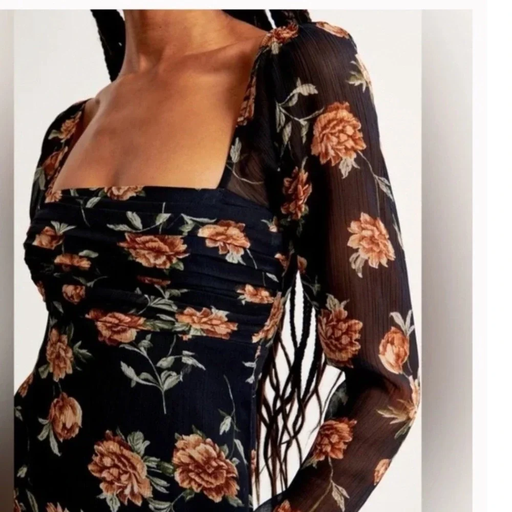 Abercrombie & Fitch ethereal floral